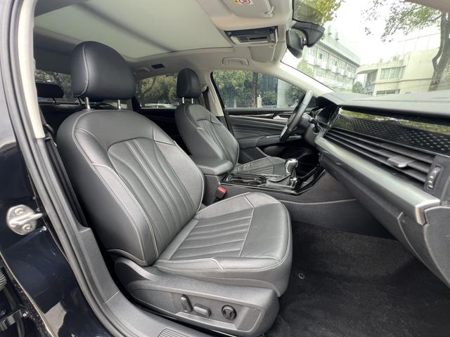 Volkswagen Passat 2022 thumb 6