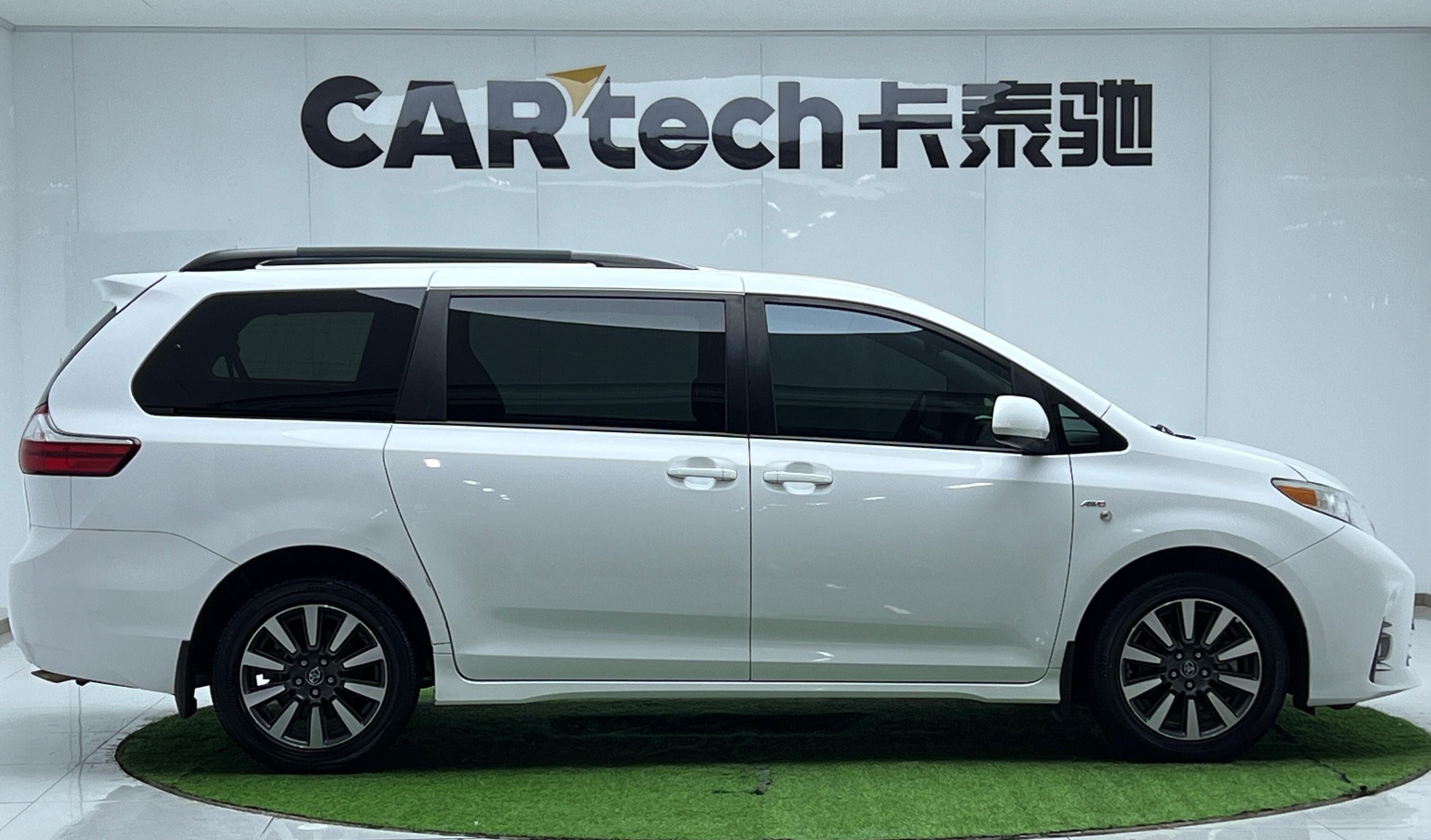 Toyota Sienna 2019 thumb 6