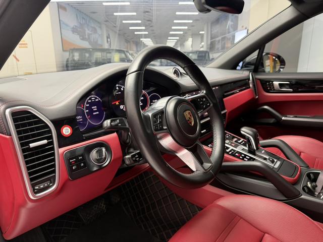 Porsche Cayenne 2019 thumb 8