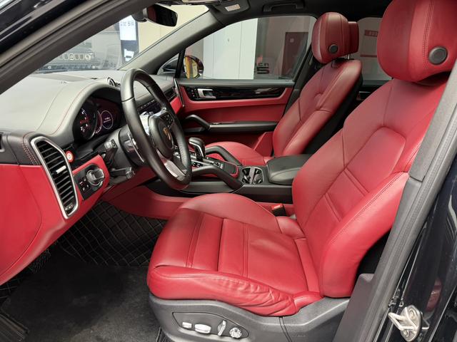 Porsche Cayenne 2019 thumb 9