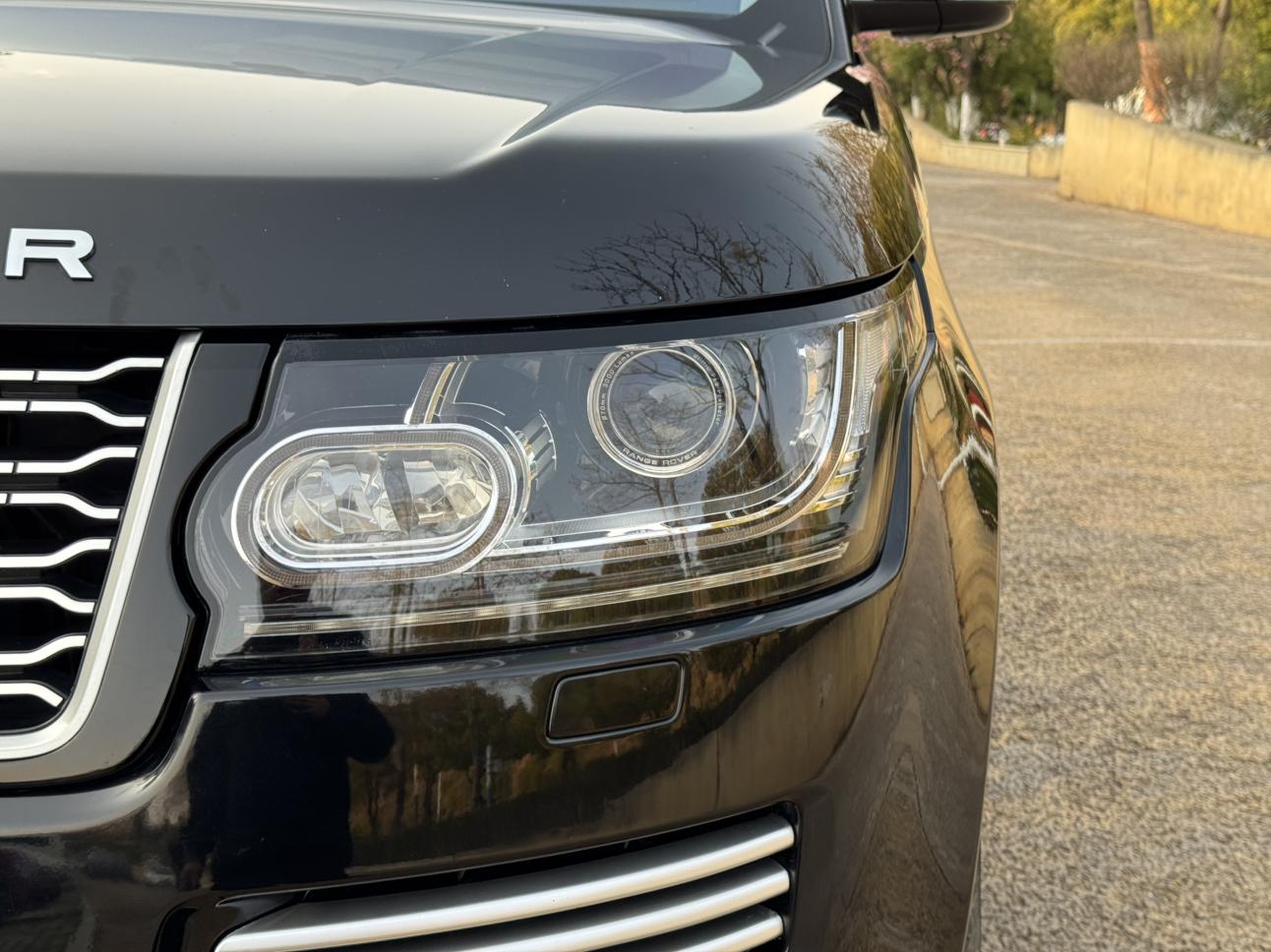 Land Rover Range Rover 2018 thumb 6