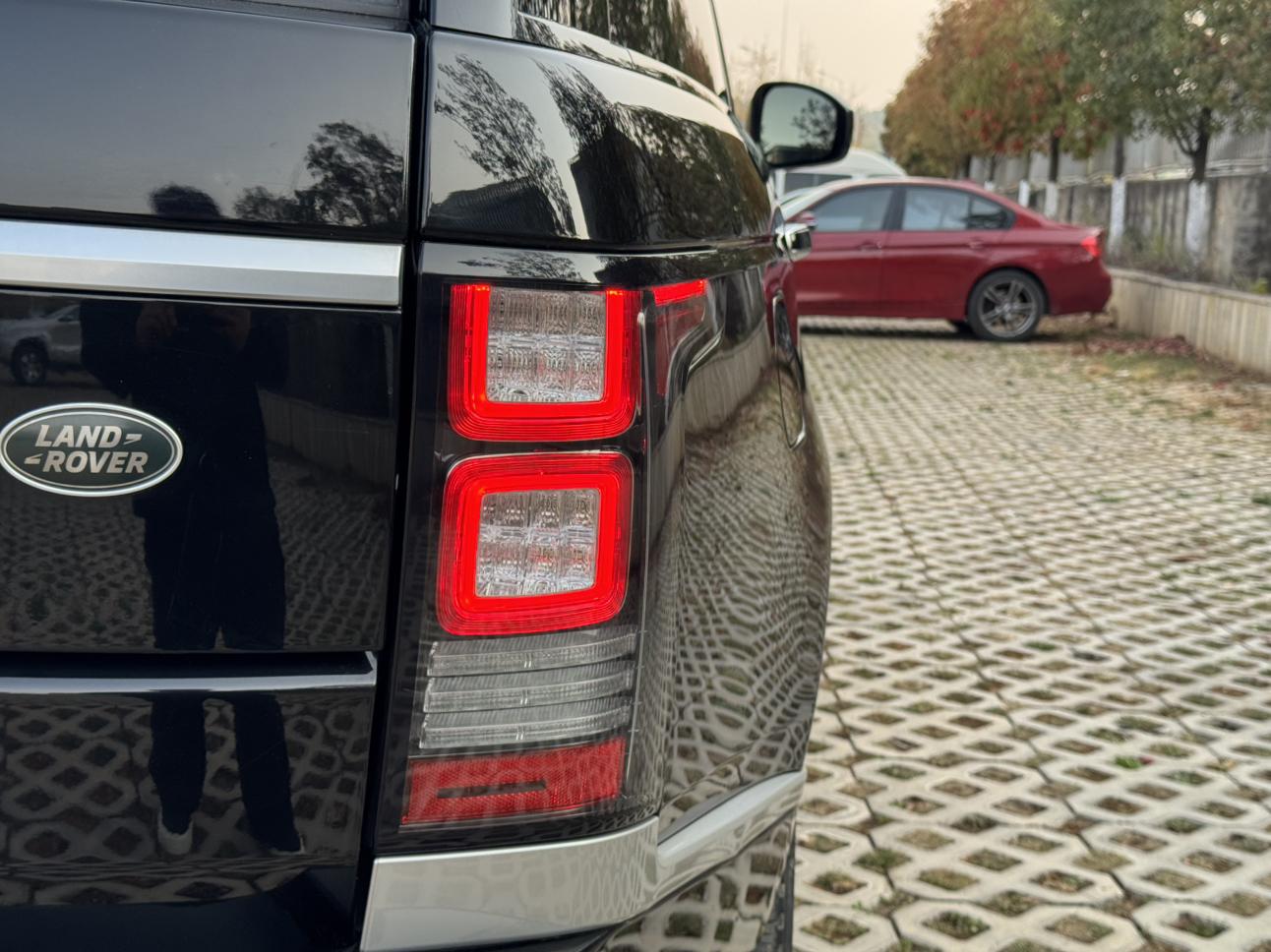 Land Rover Range Rover 2018 thumb 7