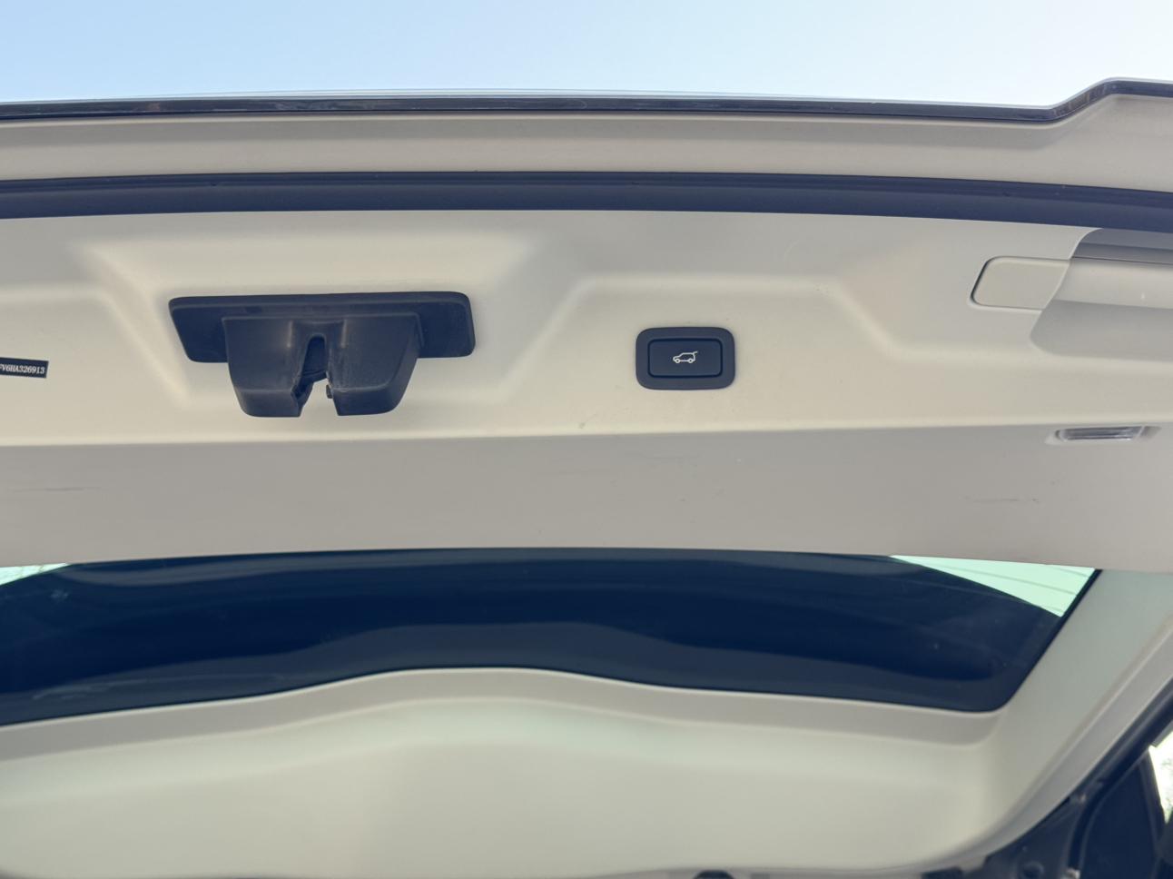 Land Rover Range Rover 2018 thumb 11