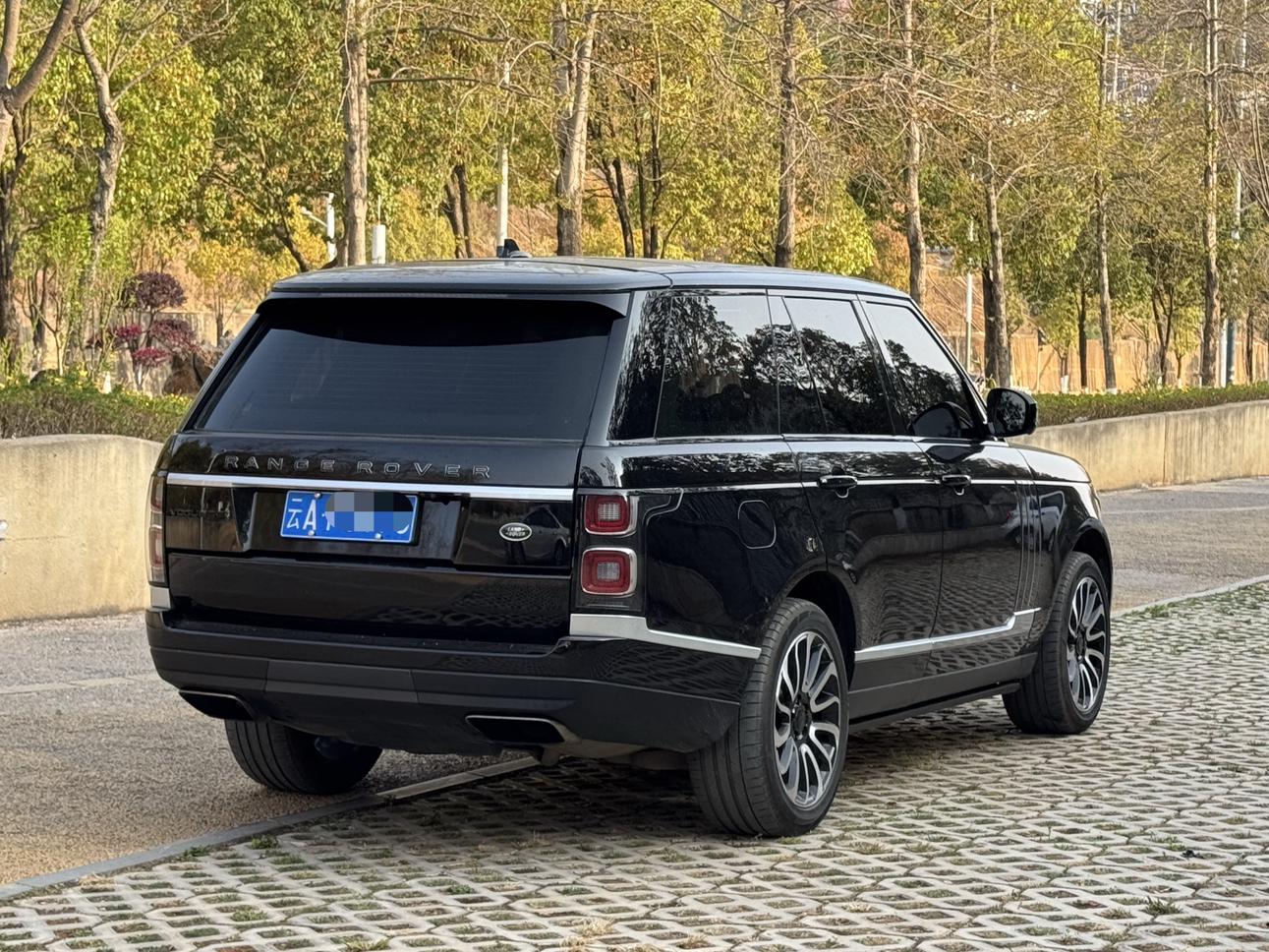 Land Rover Range Rover 2017 thumb 4