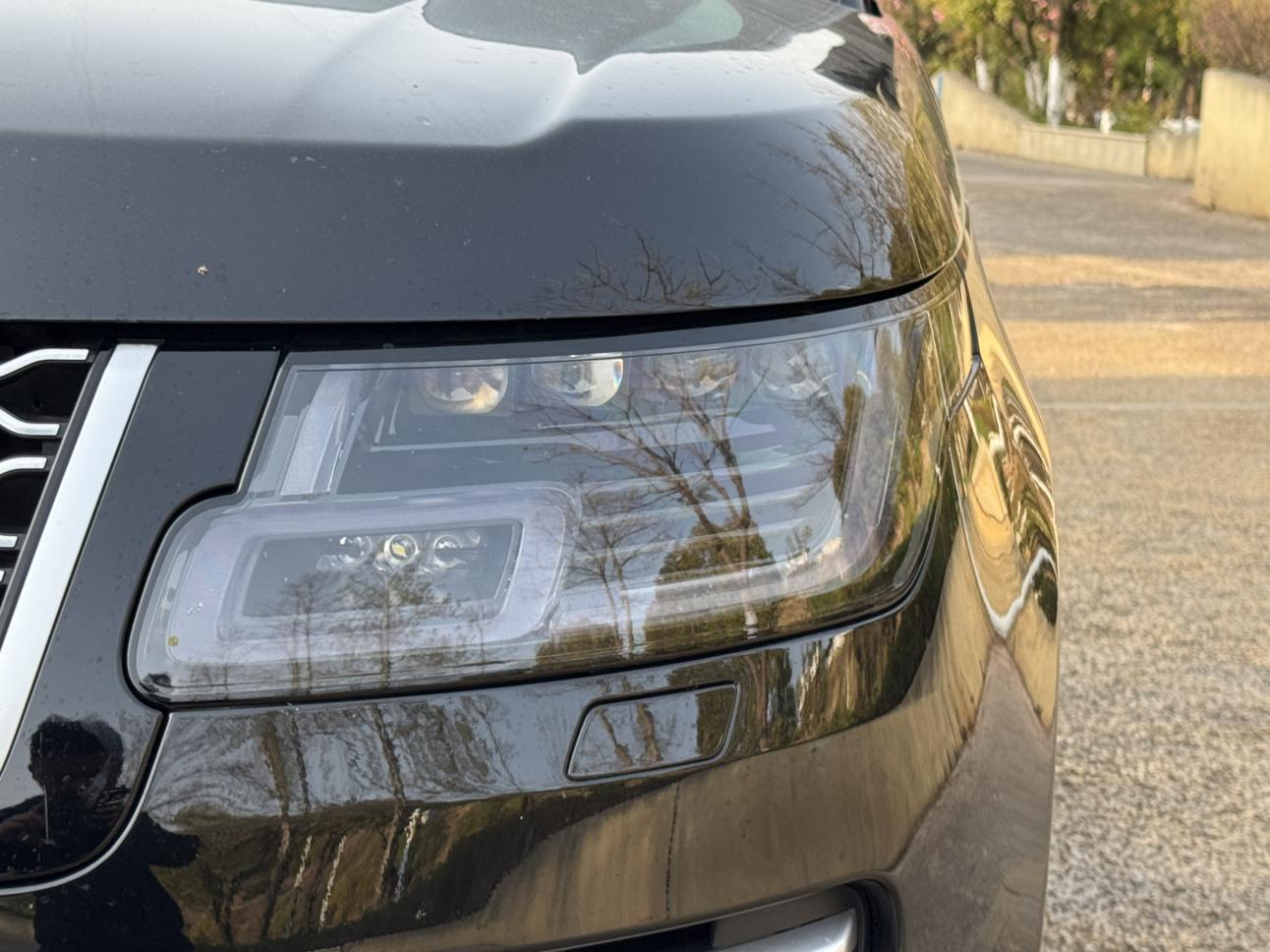 Land Rover Range Rover 2017 thumb 5