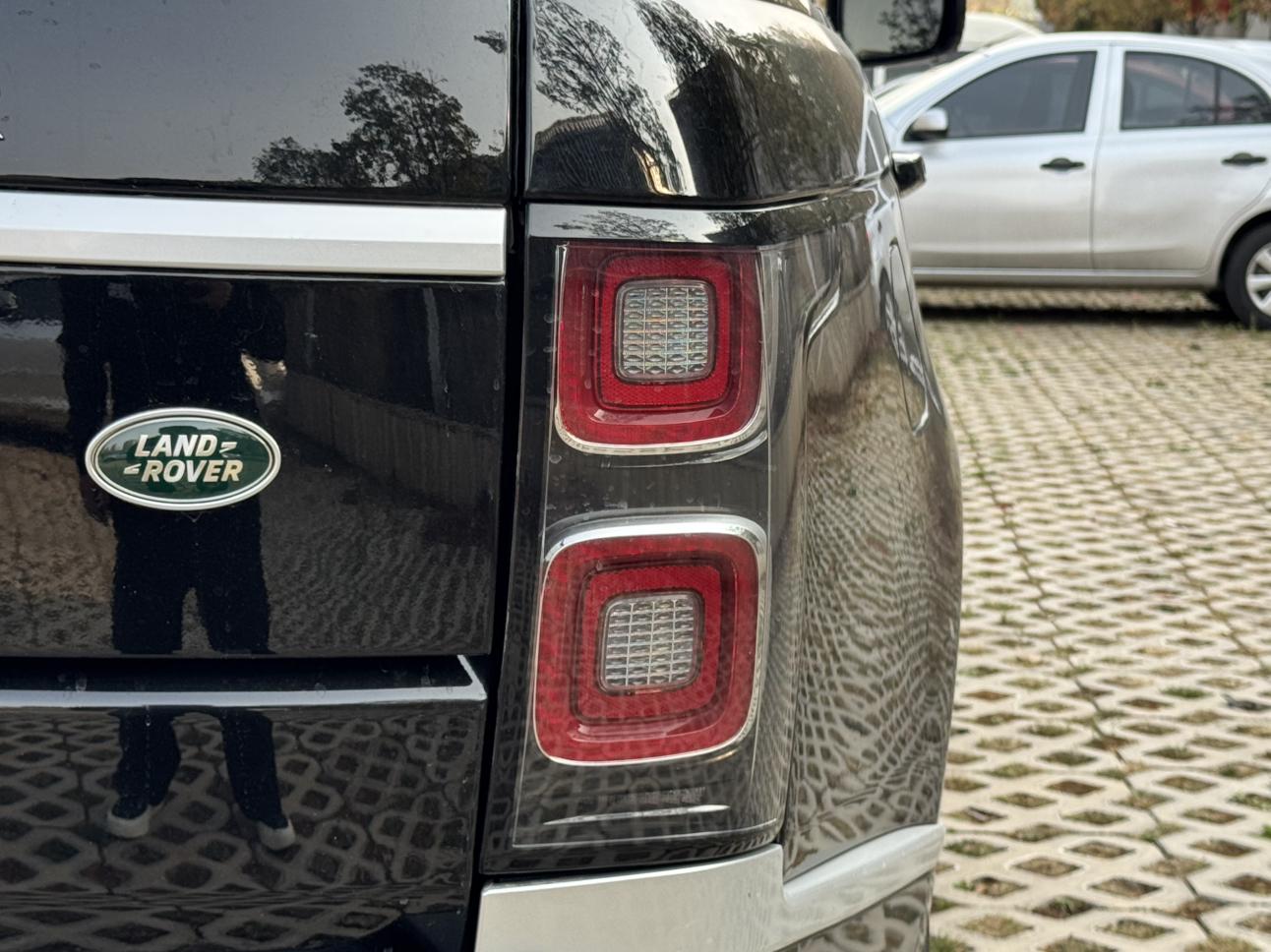 Land Rover Range Rover 2017 thumb 6