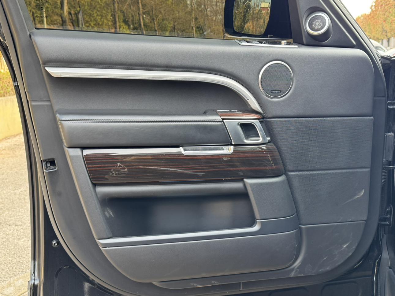 Land Rover Range Rover 2017 thumb 8