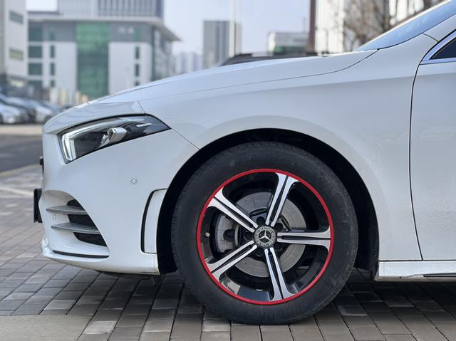 Mercedes-Benz A-Class 2023 thumb 3