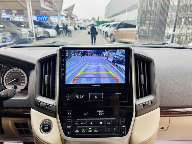 Toyota Land Cruiser 2019 thumb 9