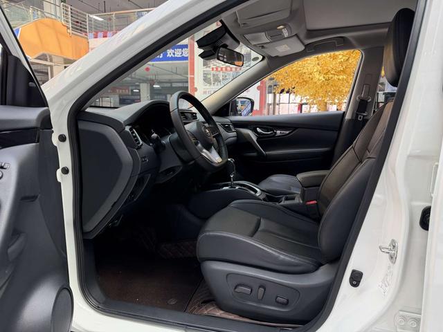 Nissan X-Trail 2022 thumb 2