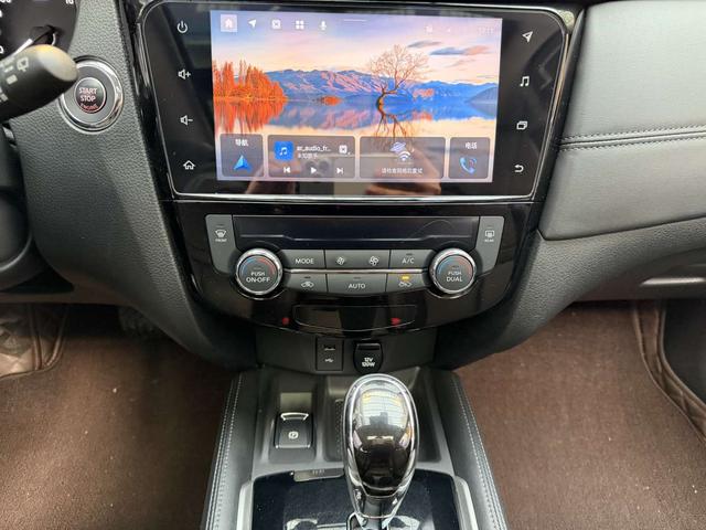 Nissan X-Trail 2022 thumb 7
