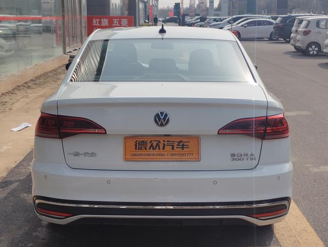 Volkswagen Bora 2024 thumb 5