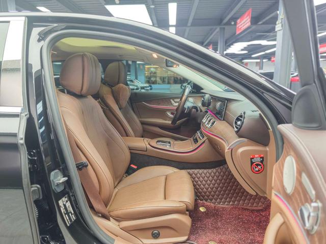 Mercedes-Benz E-Class 2022 thumb 3