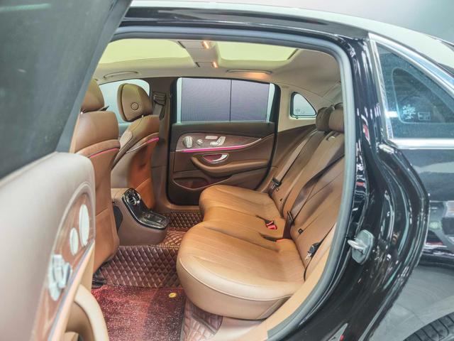 Mercedes-Benz E-Class 2022 thumb 4