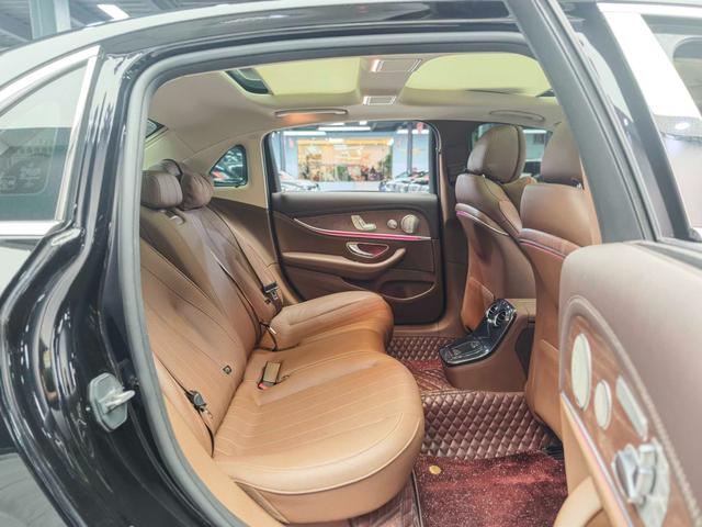 Mercedes-Benz E-Class 2022 thumb 5