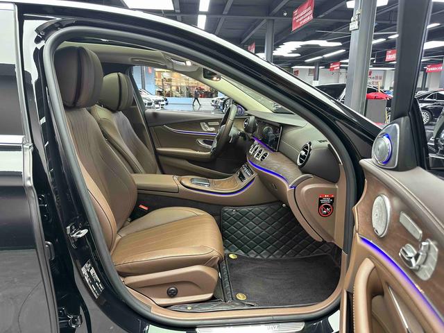 Mercedes-Benz E-Class 2021 thumb 3