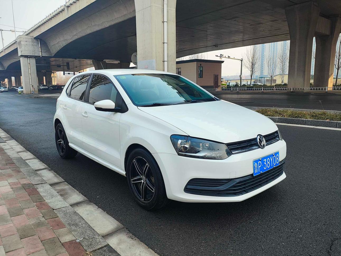 Volkswagen Polo 2019 thumb 10