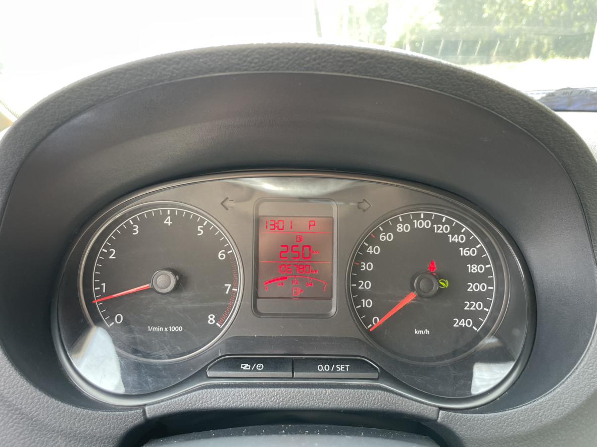 Volkswagen Polo 2013 thumb 5