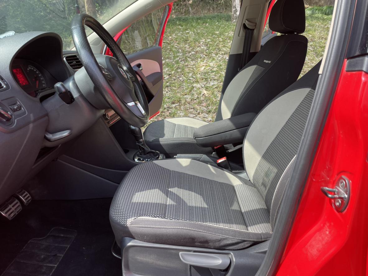 Volkswagen Polo 2013 thumb 9