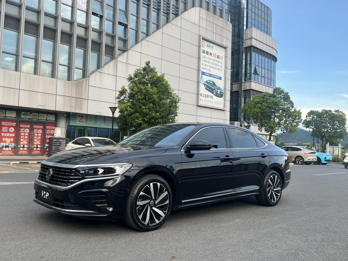 Volkswagen Passat 2025 thumb 5
