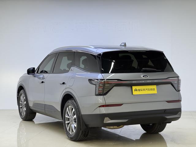 Ford Edge 2025 thumb 2