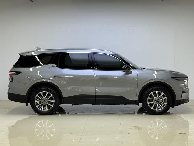 Ford Edge 2025 thumb 5
