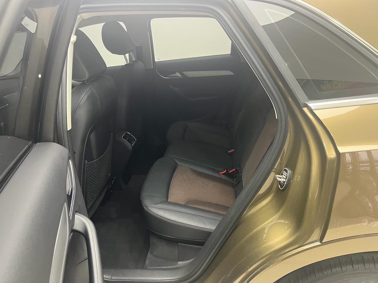 Audi Q3 2016 thumb 10
