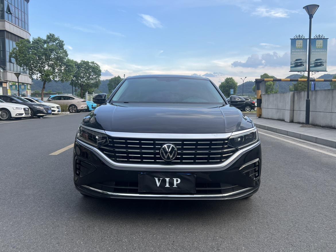 Volkswagen Passat 2025 thumb 9