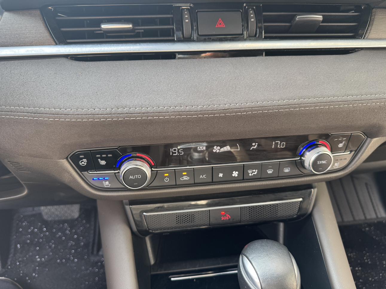 Mazda Atenza 2019 thumb 11