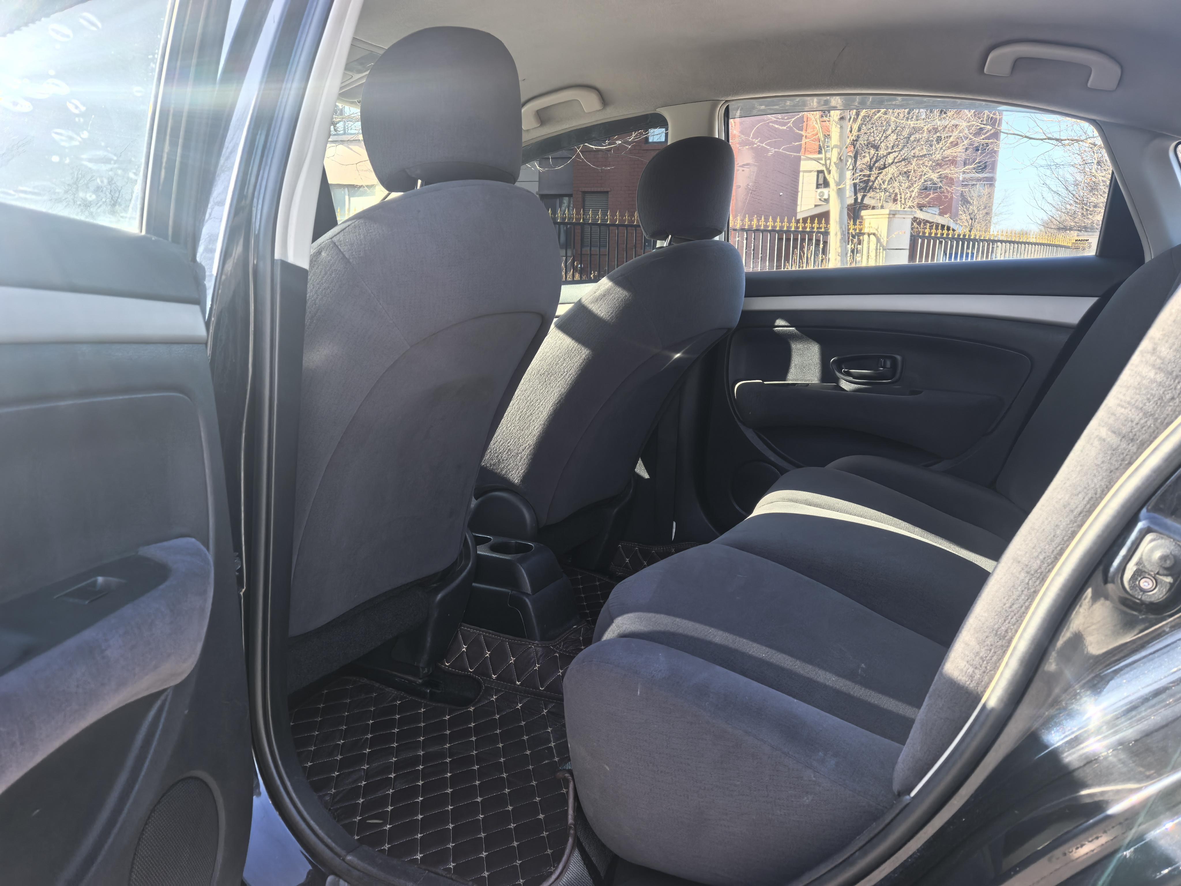 Nissan Sylphy 2016 thumb 7