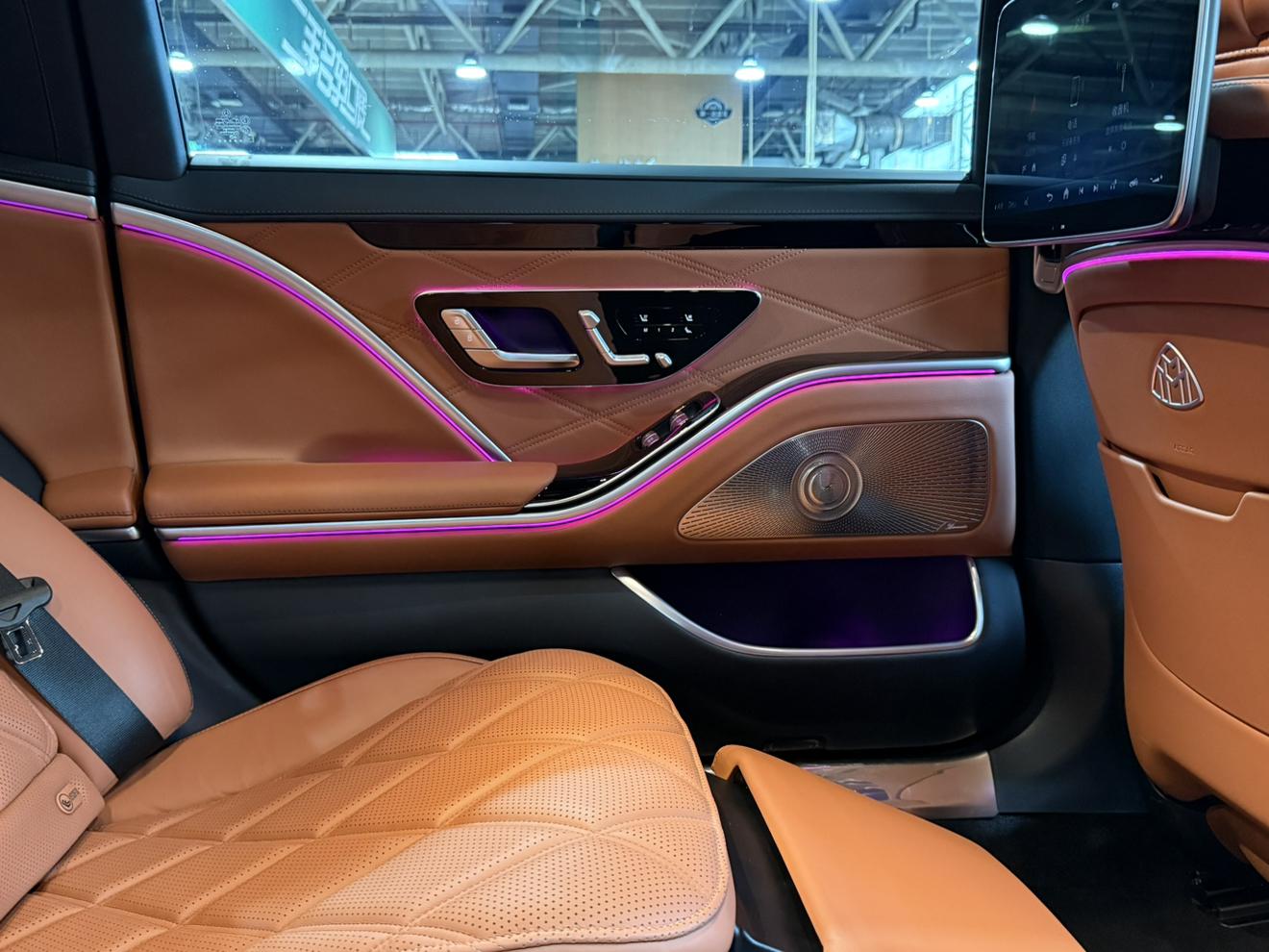 Mercedes-Benz S-Class 2022 thumb 11