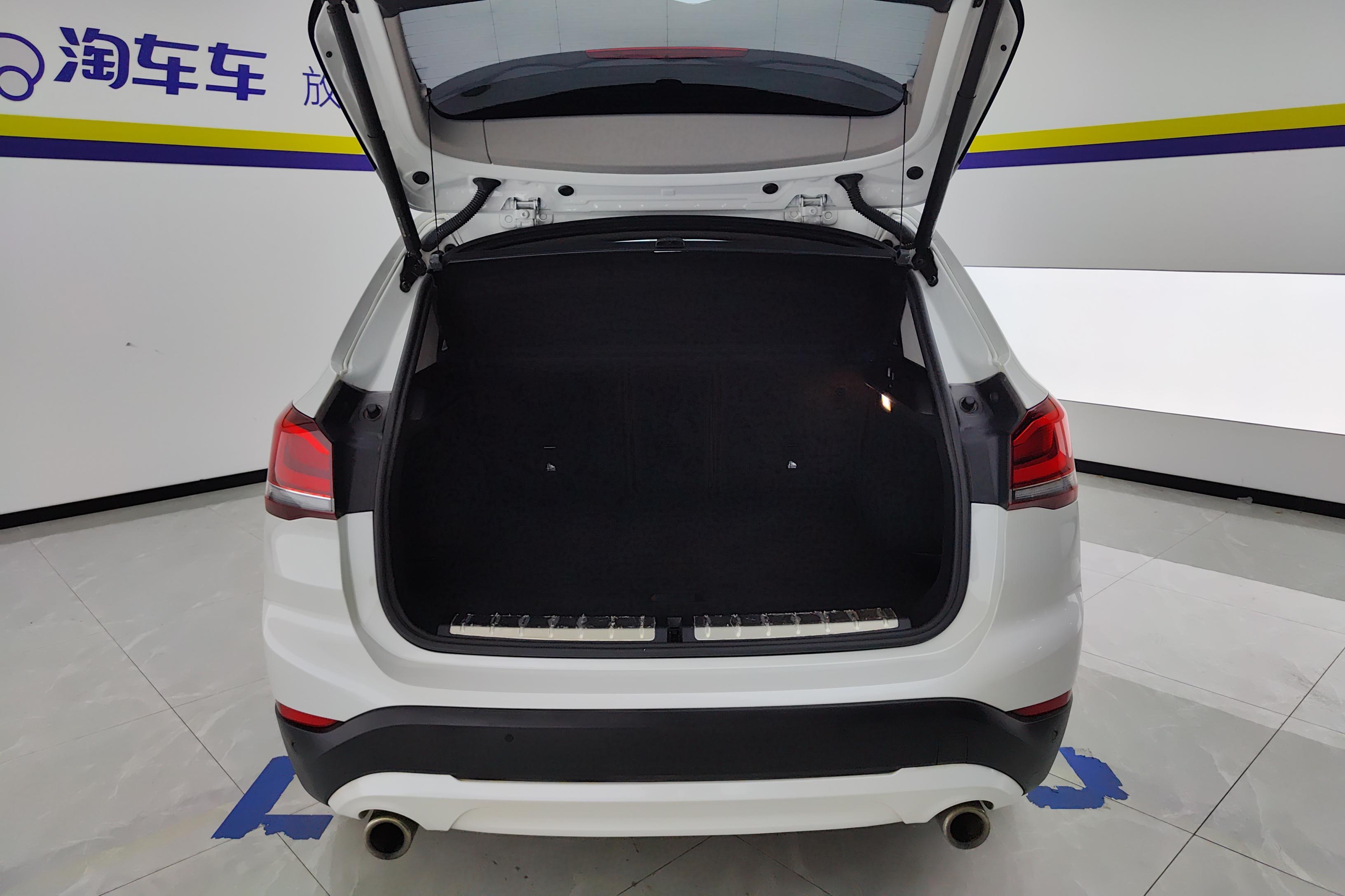 BMW X1 2021 thumb 9
