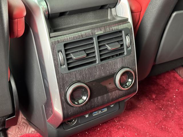 Land Rover Range Rover Sport 2021 thumb 10