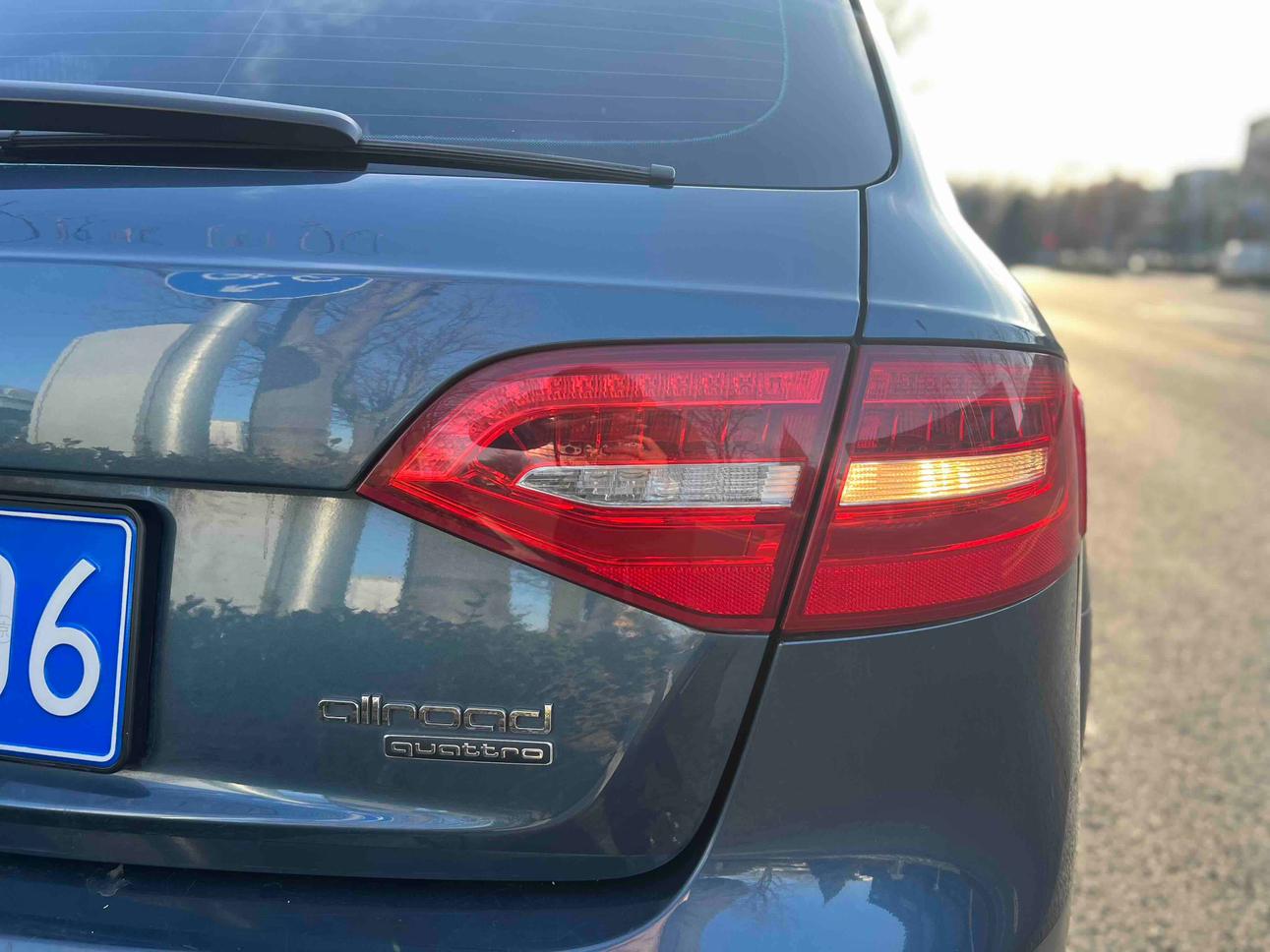 Audi A4 2016 thumb 7