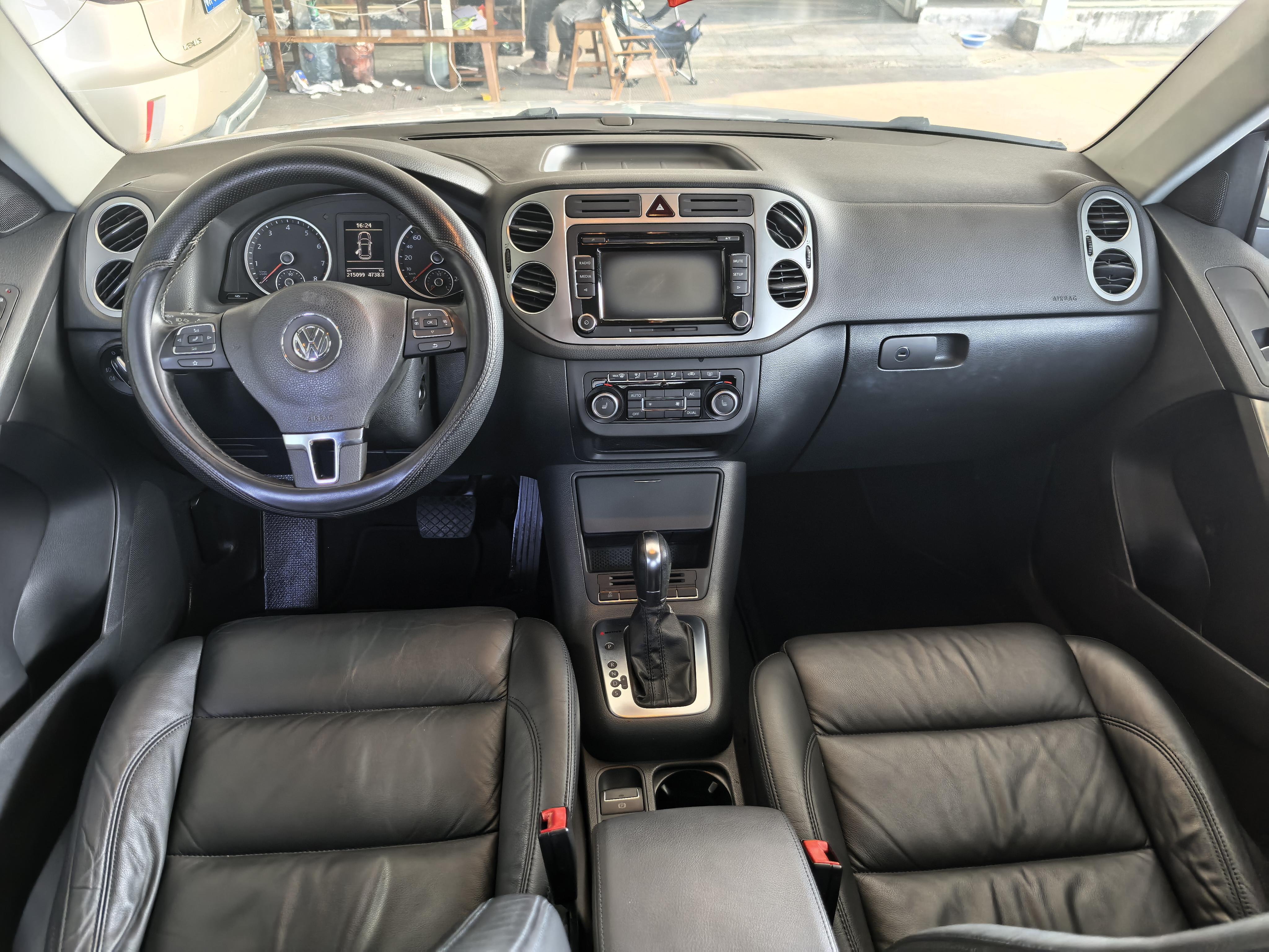 Volkswagen Tiguan 2013 thumb 7