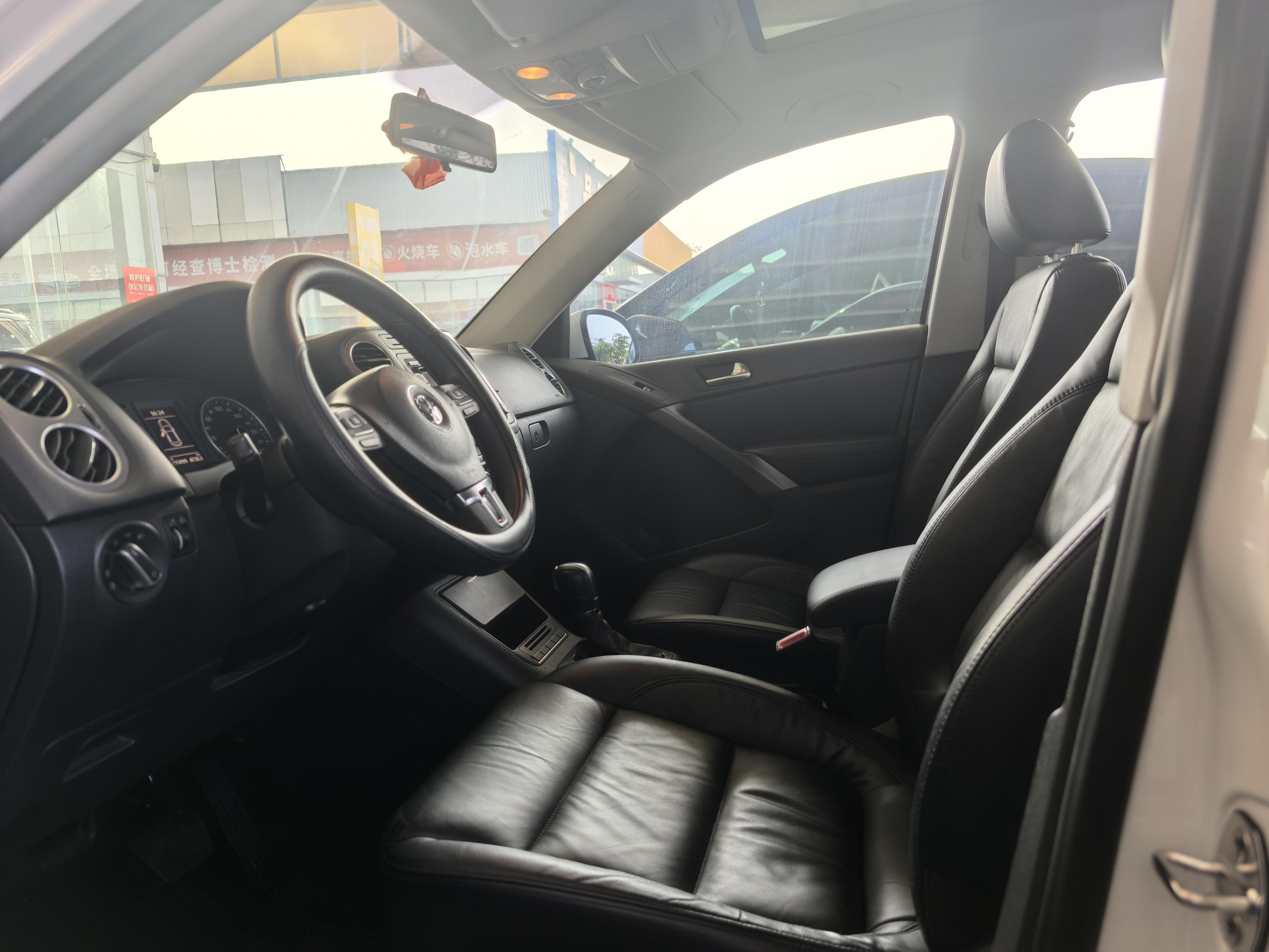Volkswagen Tiguan 2013 thumb 9