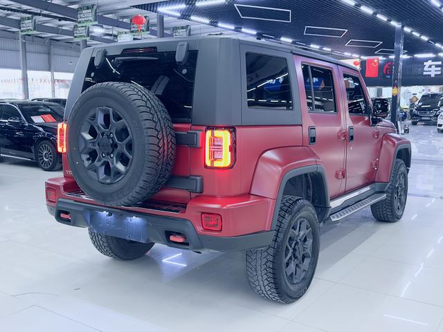BJ 40 2024 thumb 3