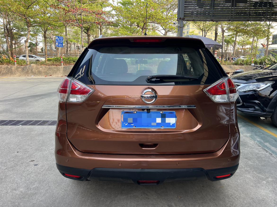 Nissan X-Trail 2015 thumb 3