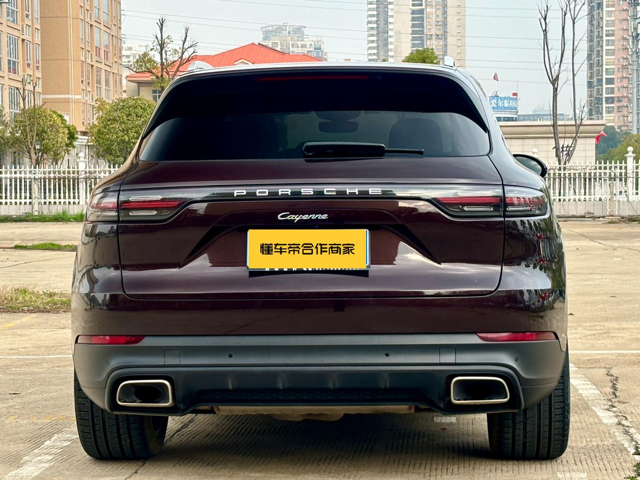 Porsche Cayenne 2018 thumb 3