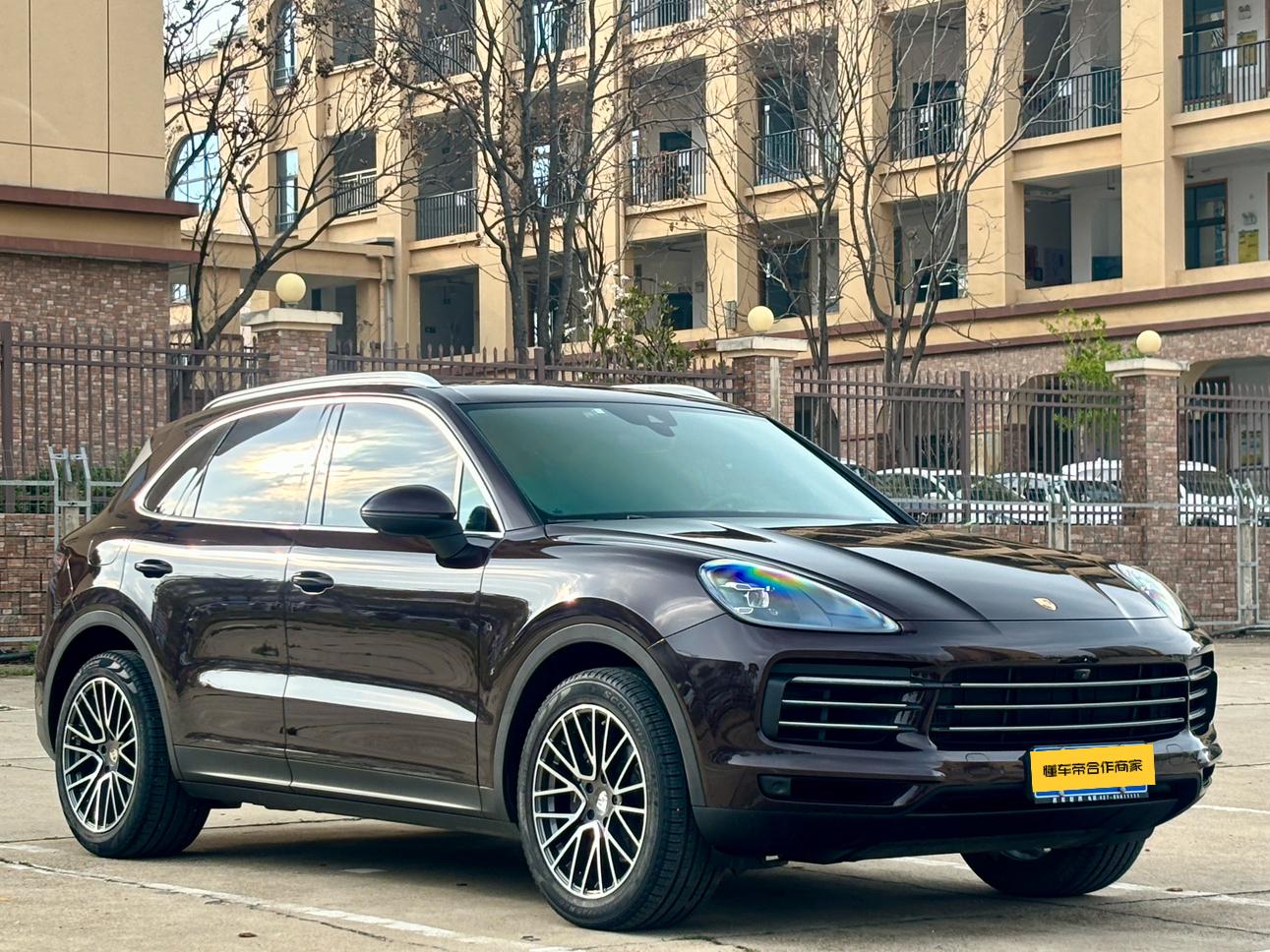 Porsche Cayenne 2018 thumb 11