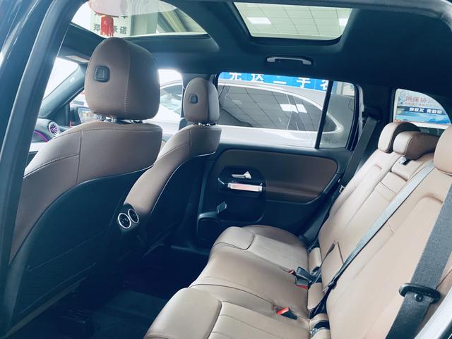 Mercedes-Benz GLB 2024 thumb 3