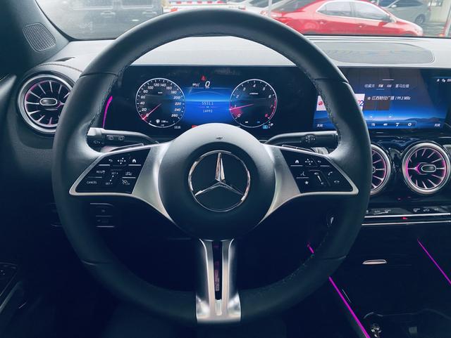 Mercedes-Benz GLB 2024 thumb 5