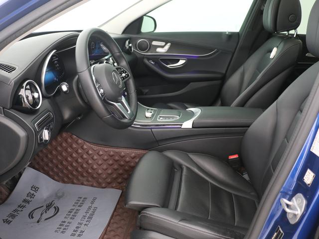Mercedes-Benz C-Class 2019 thumb 2