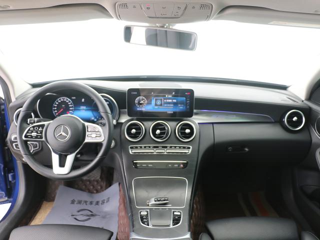 Mercedes-Benz C-Class 2019 thumb 6