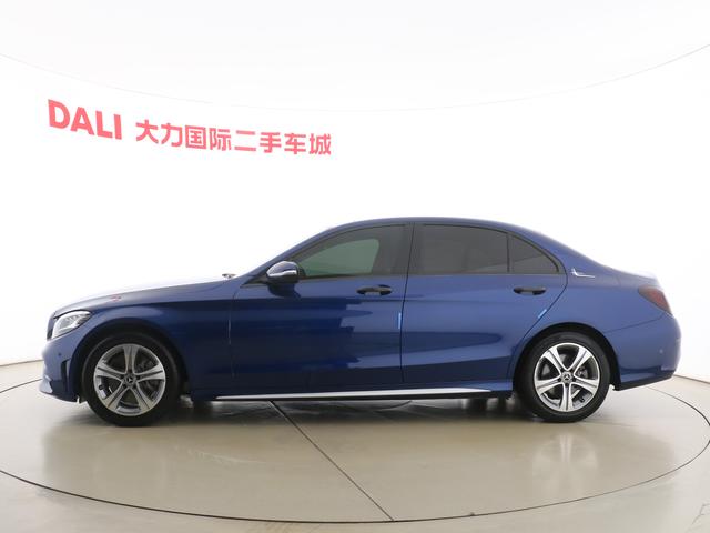 Mercedes-Benz C-Class 2019 thumb 10