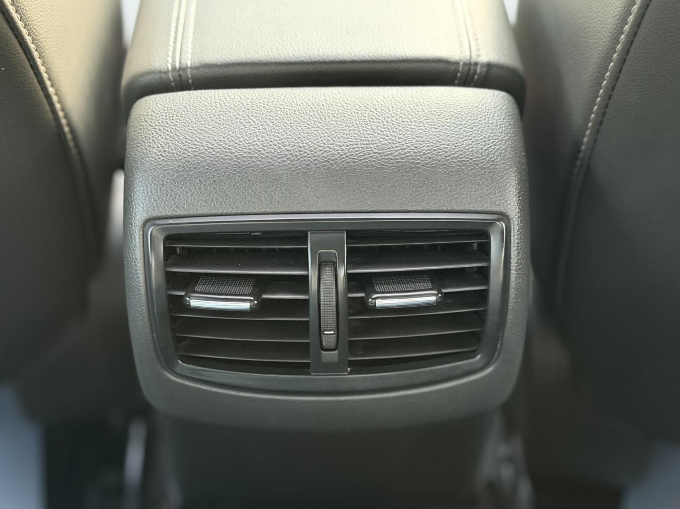 Chevrolet Malibu 2018 thumb 9