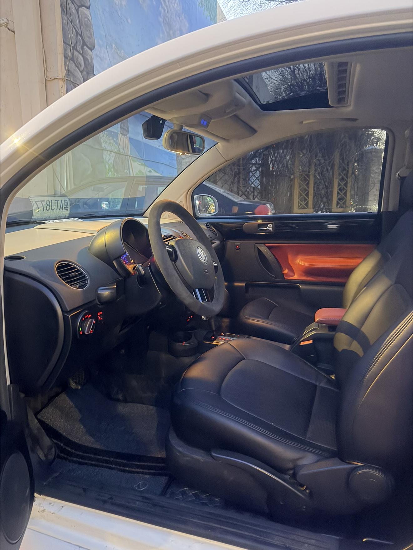 Volkswagen Beetle 2008 thumb 8