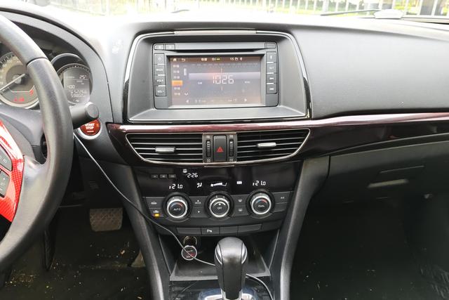 Mazda Atenza 2015 thumb 12