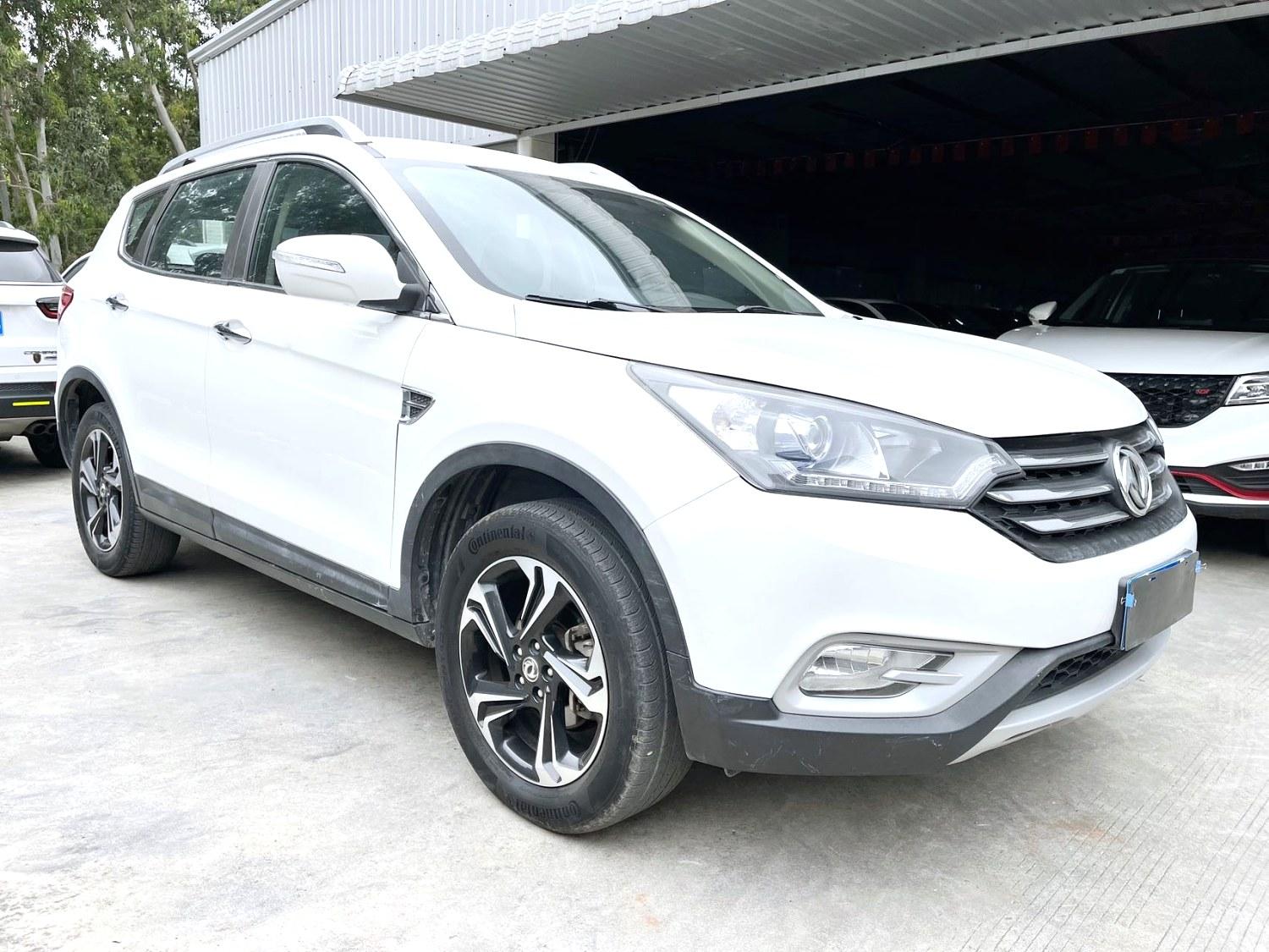 Dongfeng Aeolus AX7 2017 thumb 10