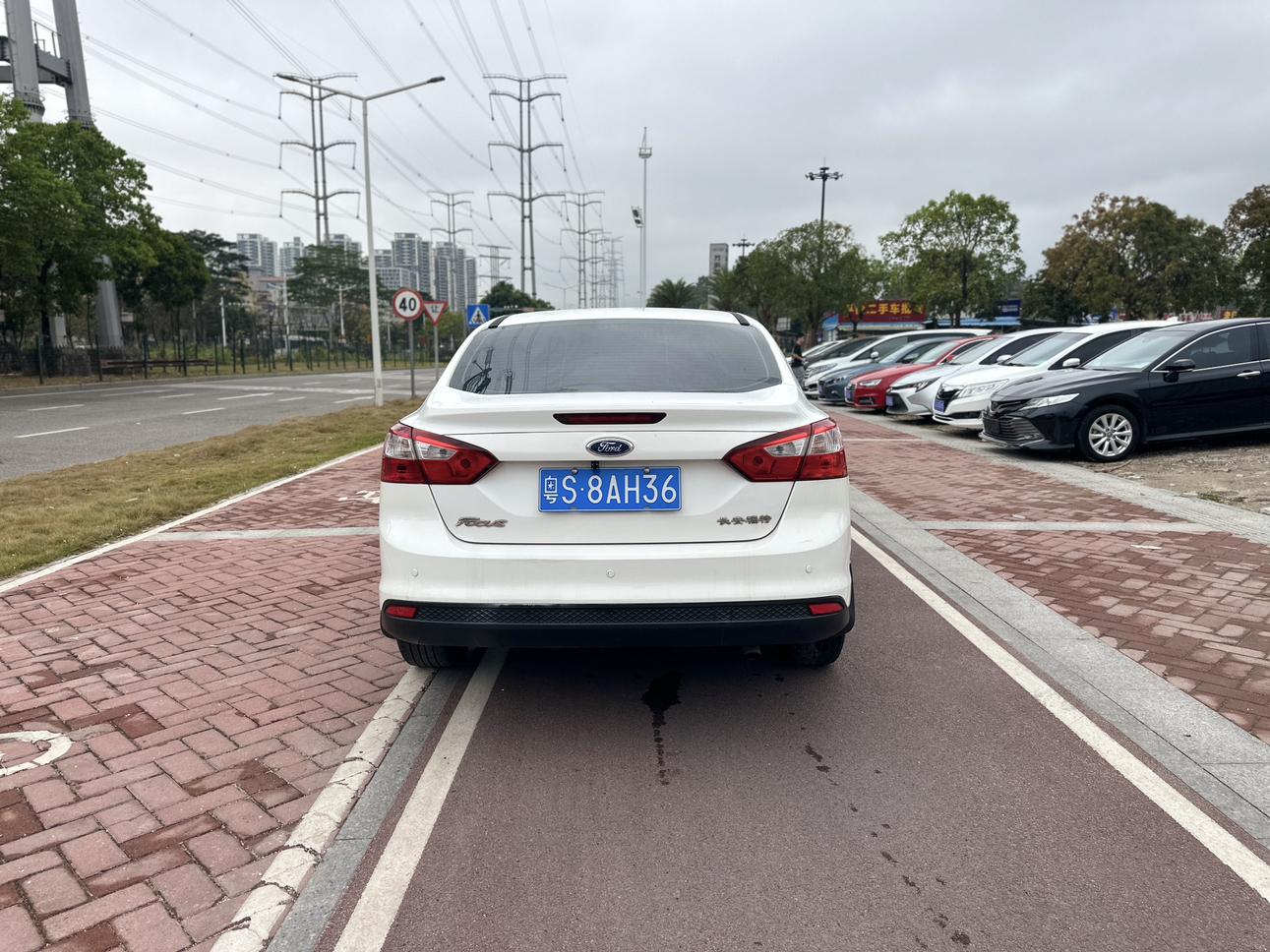 Ford Focus ST 2015 thumb 3